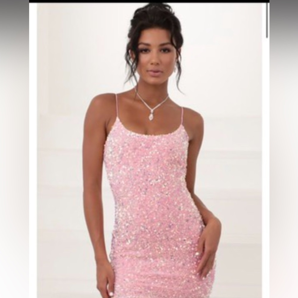 Lucy in the Sky Iridescent Sequin Body con dress in Pink